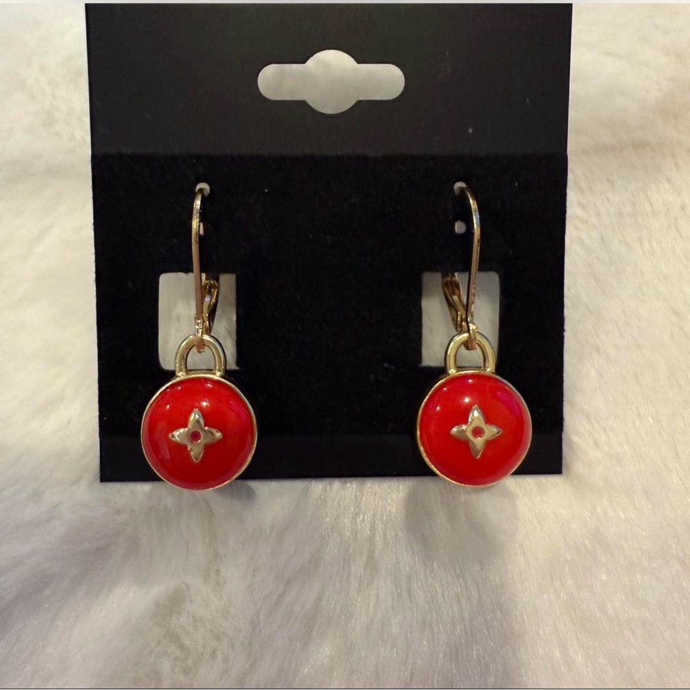 Handmade Elegant Red and Gold Star clover hypoallergenic Leverback hook Earrings